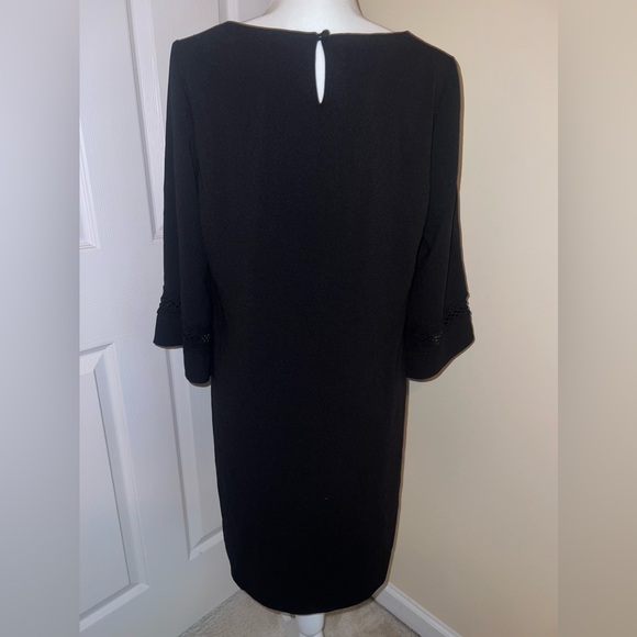 Madison Leigh Dress - Picture 4 of 5